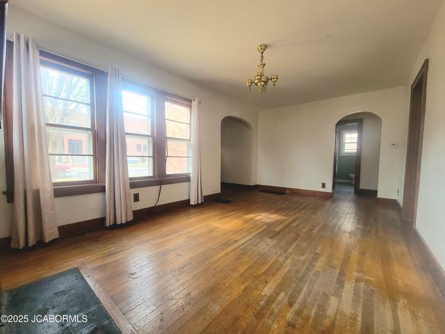 1202 BLUFF STREET, Fulton, MO 65251