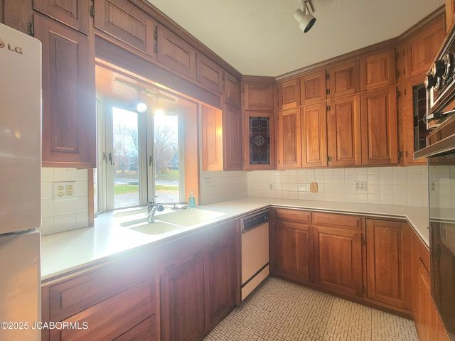 1202 BLUFF STREET, Fulton, MO 65251