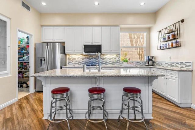 11253 Miro Cir, San Diego, CA 92131