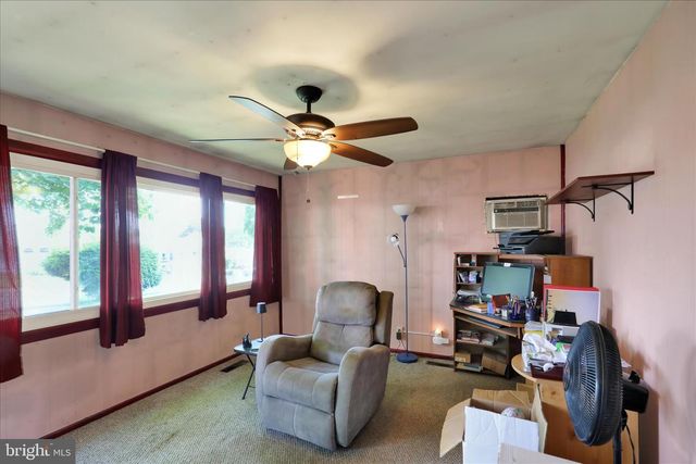 1921 BLUE RIDGE DR, Lancaster, PA 17603