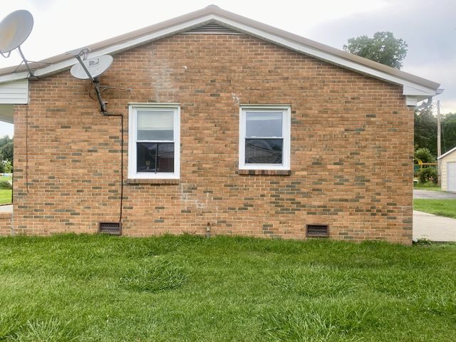 56 Garth Cir, Mcminnville, TN 37110