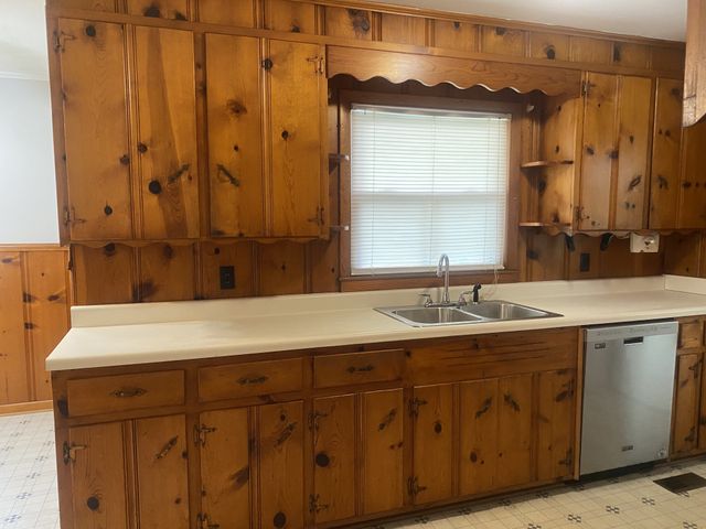 56 Garth Cir, Mcminnville, TN 37110