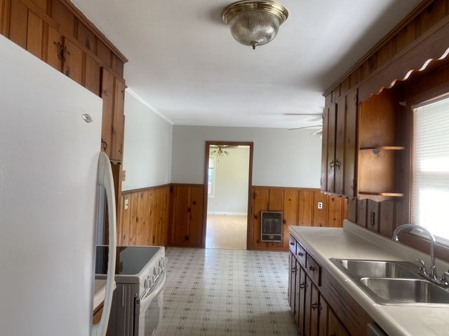 56 Garth Cir, Mcminnville, TN 37110