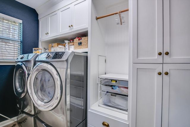 3918 Canyon Glen Circle CIR, Austin, TX 78732