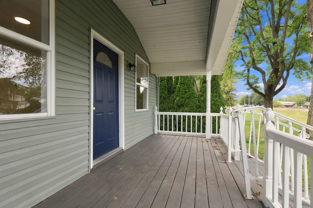 23 E Oak Street, Canal Winchester, OH 43110