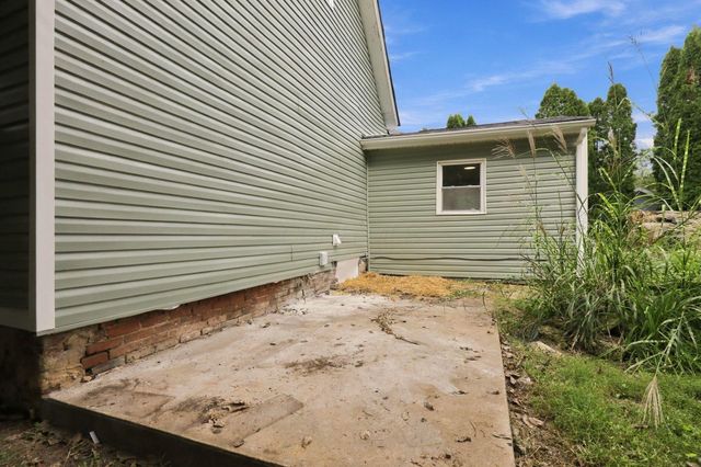 23 E Oak Street, Canal Winchester, OH 43110