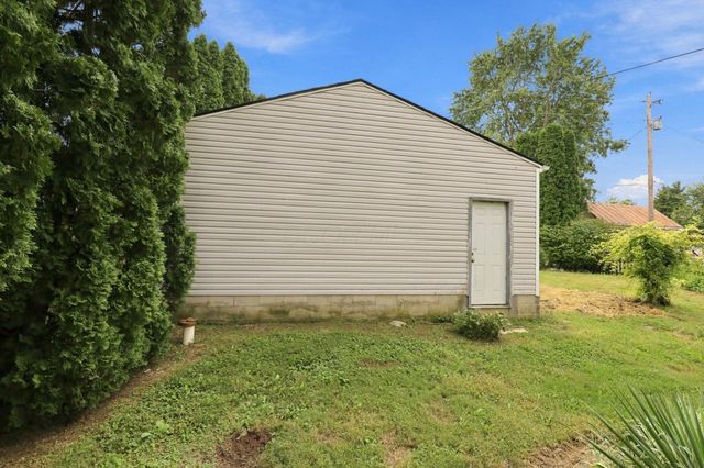 23 E Oak Street, Canal Winchester, OH 43110