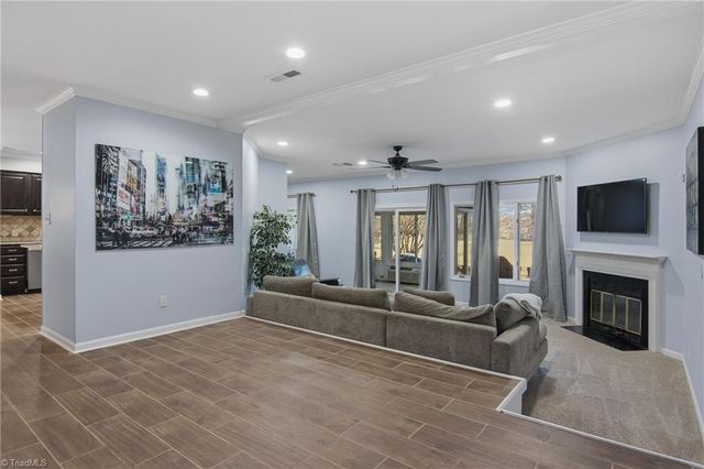 154 Pembrooke Ridge Court, Advance, NC 27006