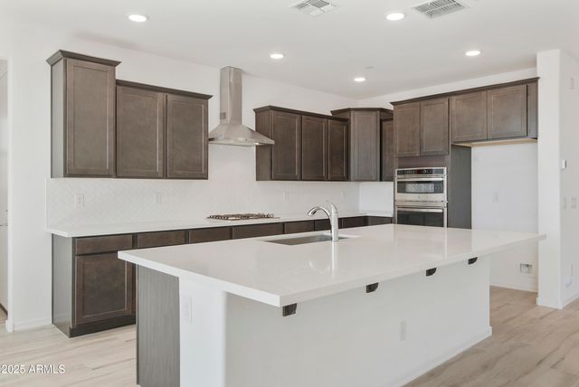 15675 W MERCER Lane, Surprise, AZ 85379
