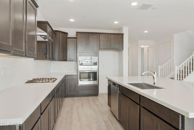 15675 W MERCER Lane, Surprise, AZ 85379
