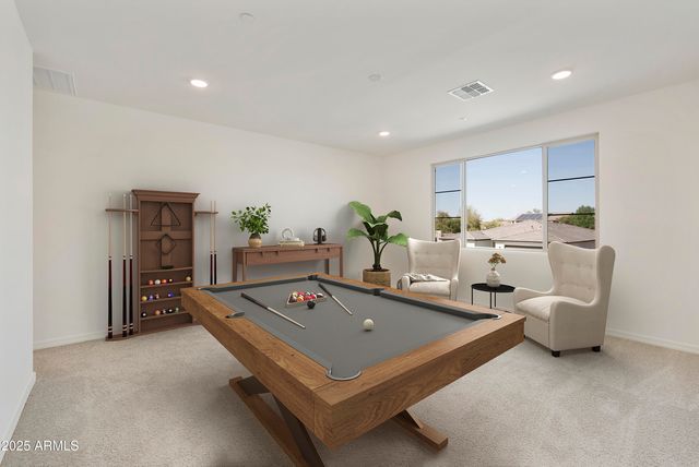 15675 W MERCER Lane, Surprise, AZ 85379