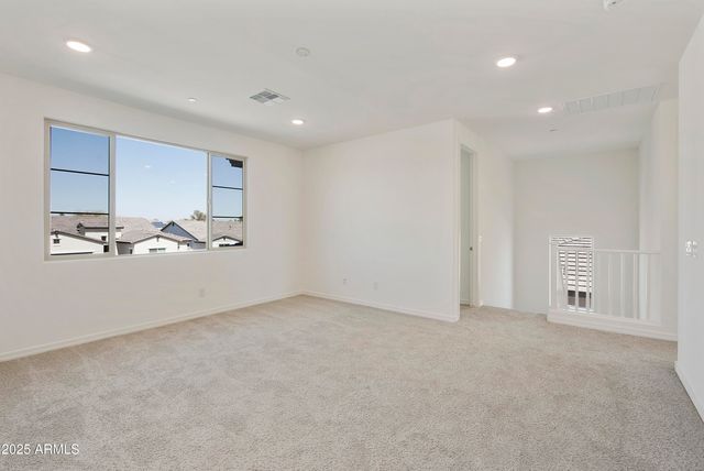15675 W MERCER Lane, Surprise, AZ 85379