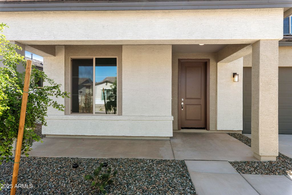 15675 W MERCER Lane, Surprise, AZ 85379 — photo 3
