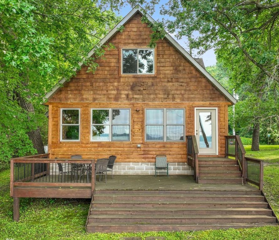 10215 Amery Avenue NW, Monticello, MN 55362 — exterior