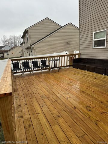 442 Princeton Drive, South Lyon, MI 48178