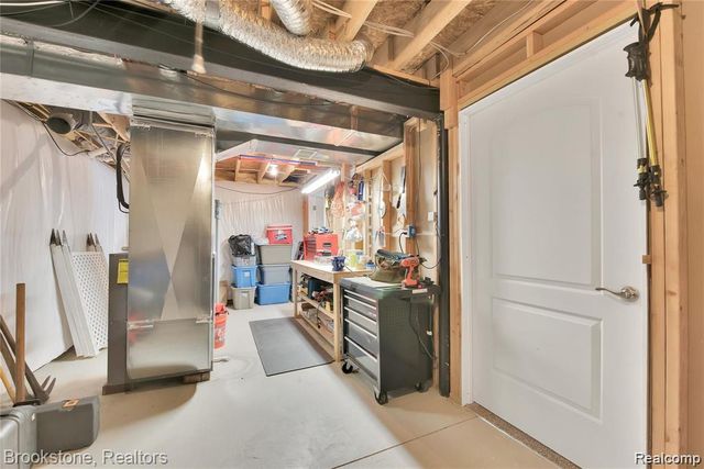 442 Princeton Drive, South Lyon, MI 48178