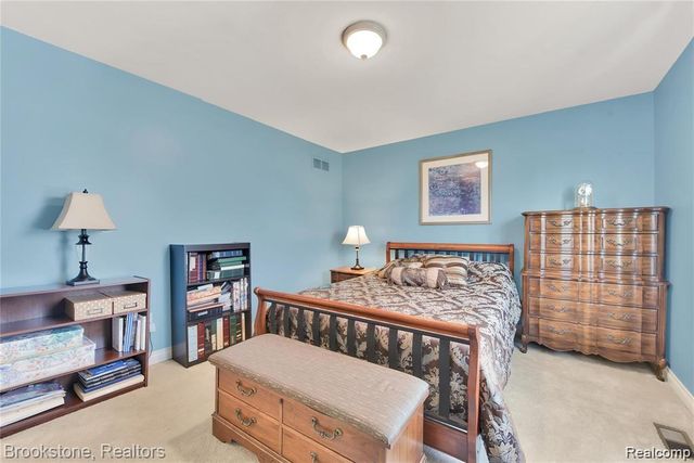 442 Princeton Drive, South Lyon, MI 48178