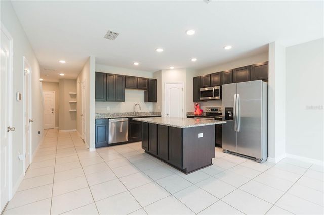 4734 SPATTER DOCK STREET, Tampa, FL 33610