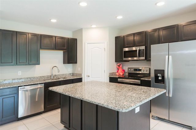 4734 SPATTER DOCK STREET, Tampa, FL 33610