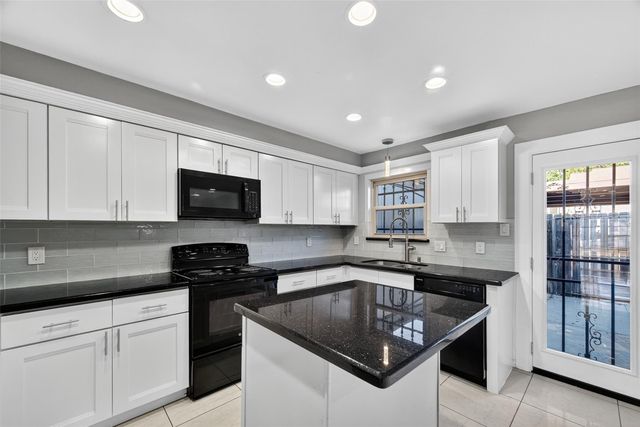 5813 Village Forest Court, Houston, TX 77092