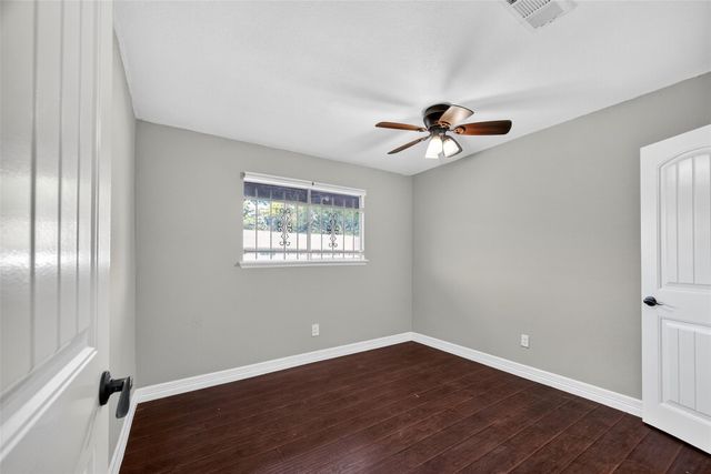 5813 Village Forest Court, Houston, TX 77092