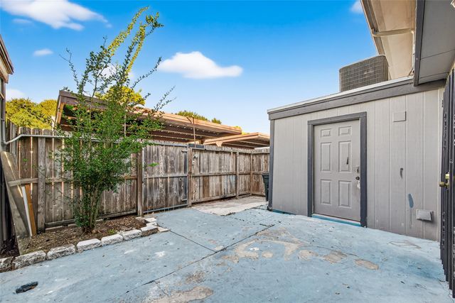 5813 Village Forest Court, Houston, TX 77092