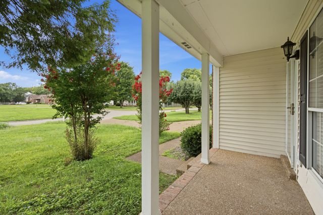1766 Witt Way Dr, Spring Hill, TN 37174