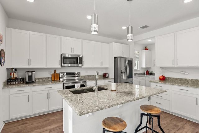 10260 SPRING LAKE DRIVE, Clermont, FL 34711