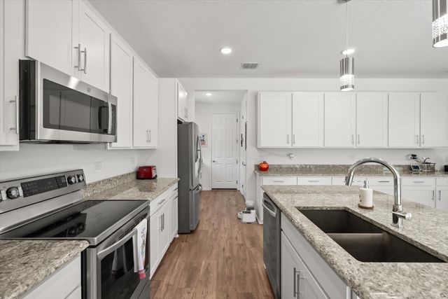 10260 SPRING LAKE DRIVE, Clermont, FL 34711