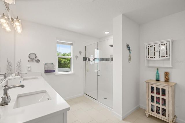 10260 SPRING LAKE DRIVE, Clermont, FL 34711