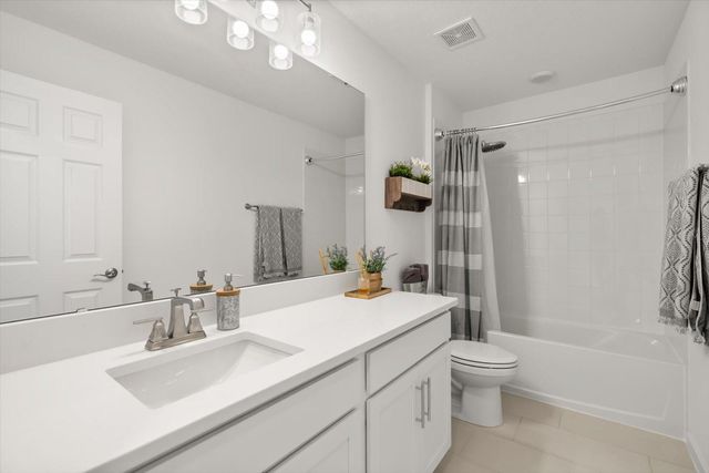 10260 SPRING LAKE DRIVE, Clermont, FL 34711