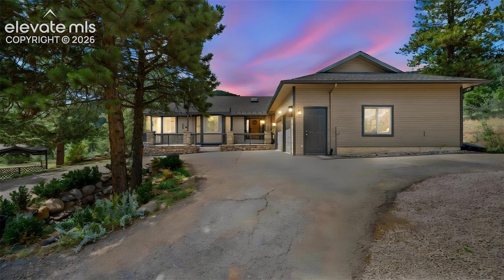 358 Creek Side Drive, Woodland Park, CO 80863 — exterior
