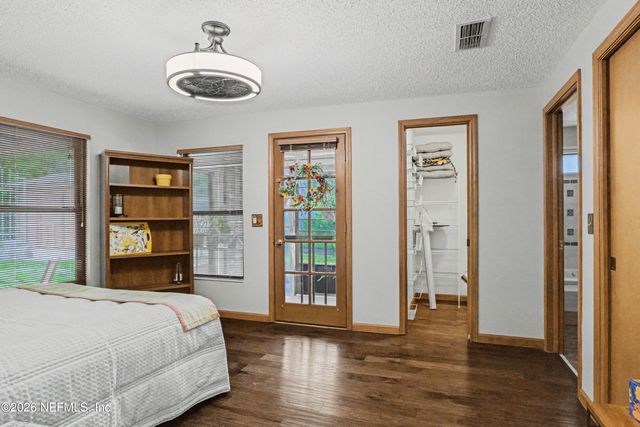 5322 SECLUDED OAKS Lane, Jacksonville, FL 32210