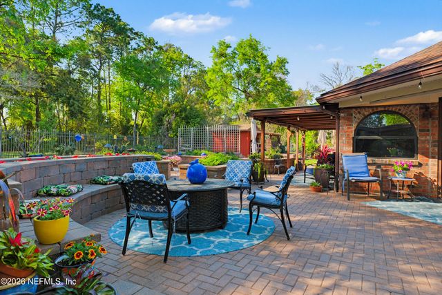 5322 SECLUDED OAKS Lane, Jacksonville, FL 32210