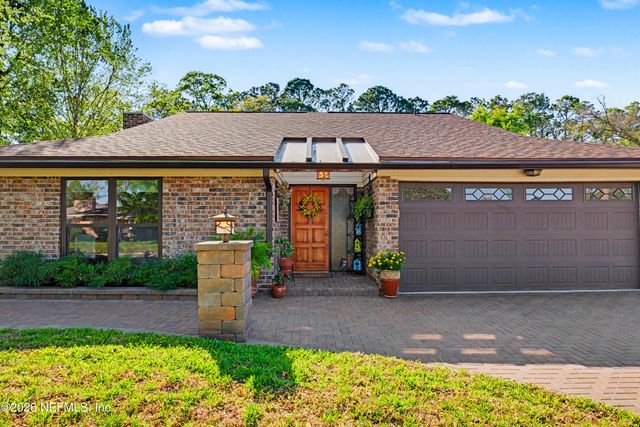 5322 SECLUDED OAKS Lane, Jacksonville, FL 32210