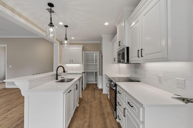 76 Robinwood Pl, Purvis, MS 39475