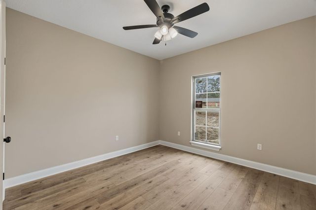 76 Robinwood Pl, Purvis, MS 39475