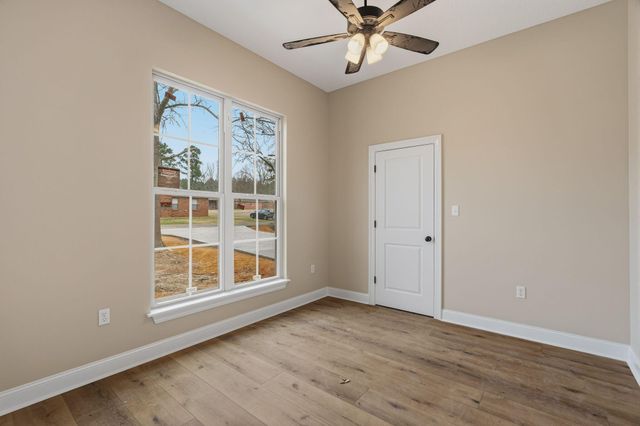 76 Robinwood Pl, Purvis, MS 39475