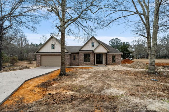 76 Robinwood Pl, Purvis, MS 39475