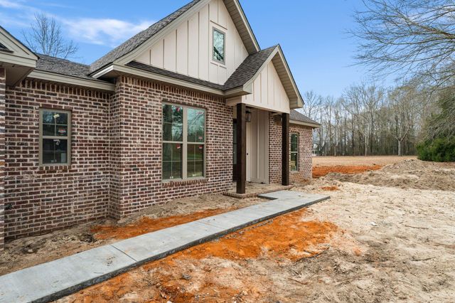 76 Robinwood Pl, Purvis, MS 39475