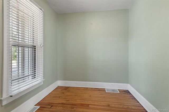 914 E Iowa Avenue, Denver, CO 80210