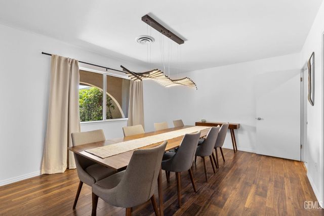 2513 Elm Street, Bakersfield, CA 93301