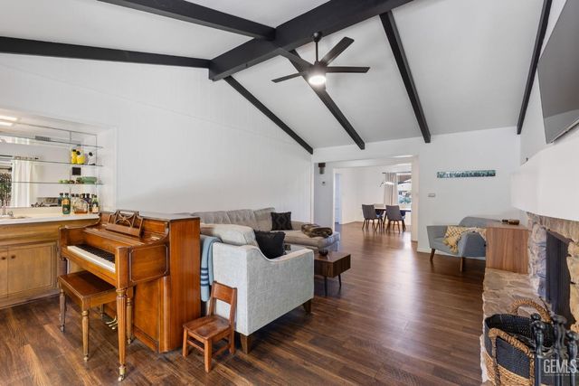 2513 Elm Street, Bakersfield, CA 93301