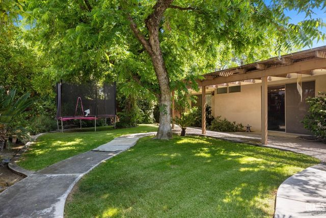 2513 Elm Street, Bakersfield, CA 93301