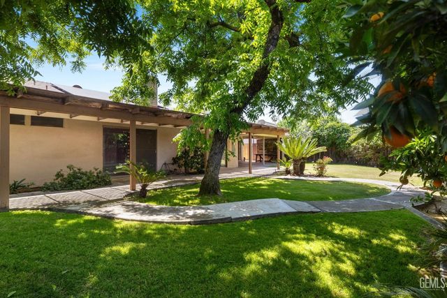 2513 Elm Street, Bakersfield, CA 93301