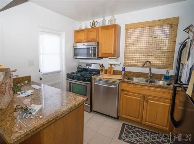6666 GOODWIN, San Diego, CA 92111