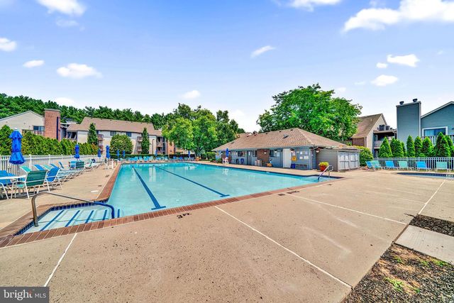 601 RAVENS CREST DR, Plainsboro, NJ 08536