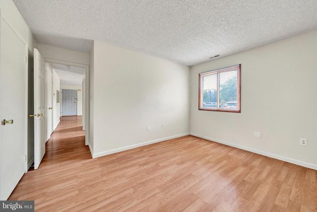 601 RAVENS CREST DR, Plainsboro, NJ 08536