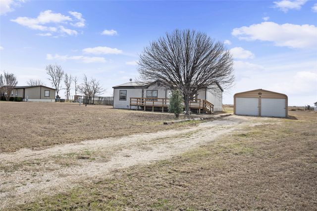 242 Private Road 4732, Rhome, TX 76078