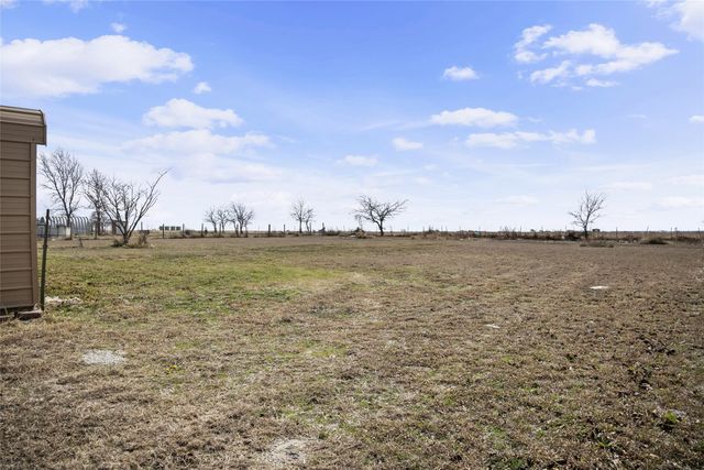 242 Private Road 4732, Rhome, TX 76078